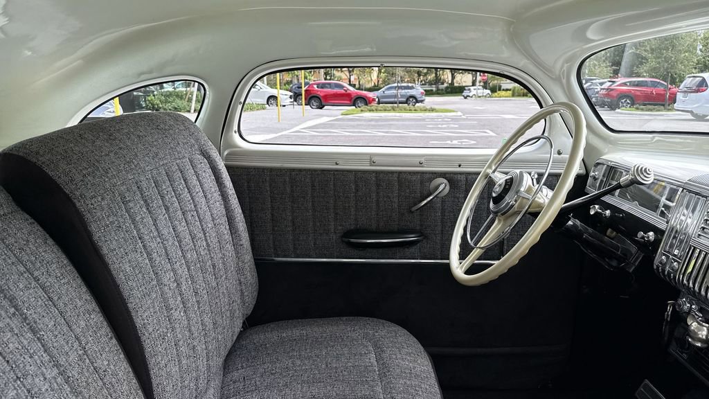 Used 2022 Chrysler Voyager LX image 15