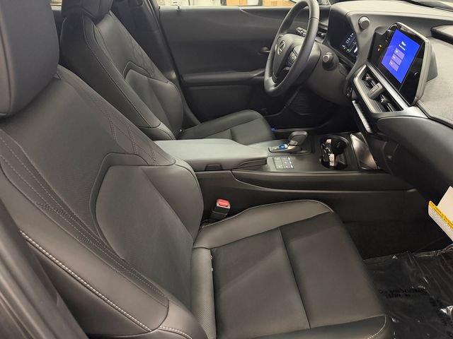New 2026 Lexus UX 300h AWD image 11