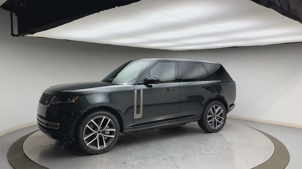 New 2026 Land Rover Range Rover SE image 6