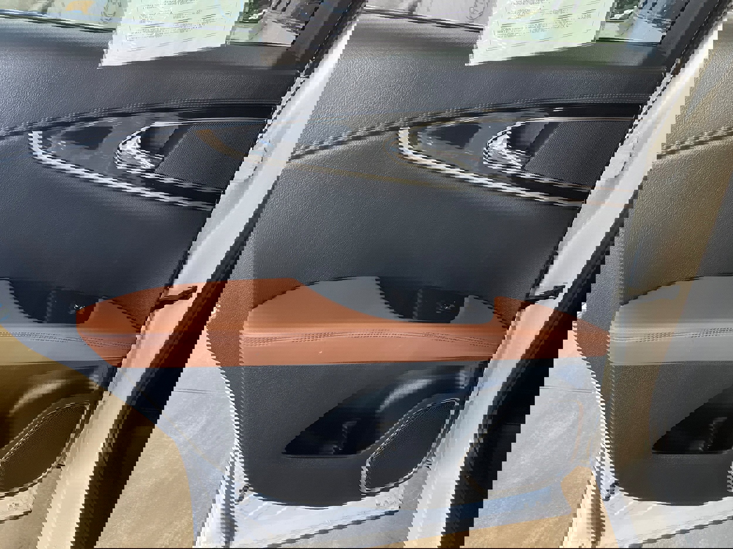 Used 2023 Lincoln Nautilus Reserve image 20