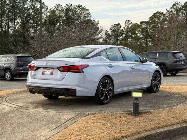 Used 2024 Nissan Altima 2.5 SR image 7