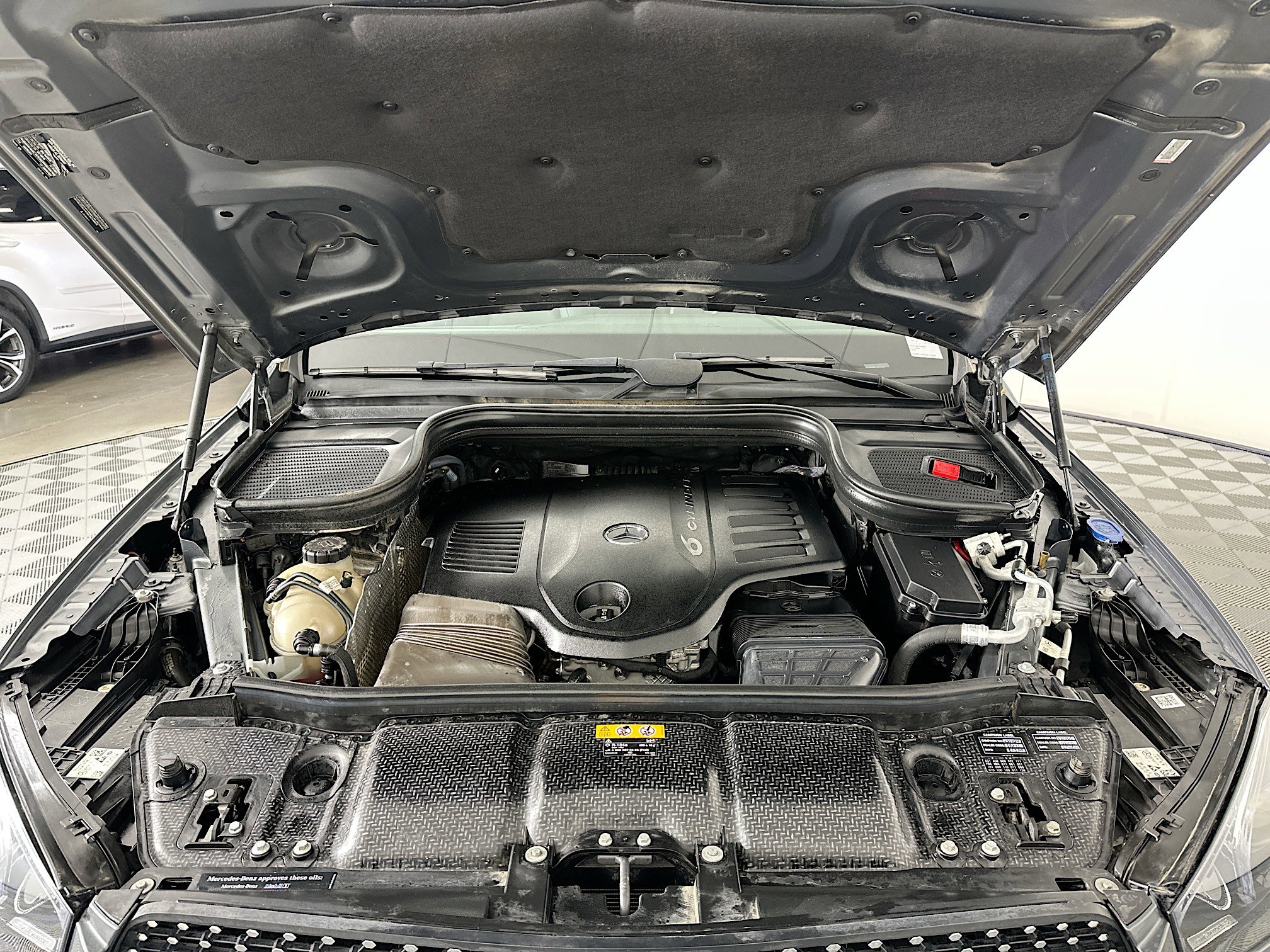 Used 2020 Mercedes-Benz GLE 450 4MATIC image 35