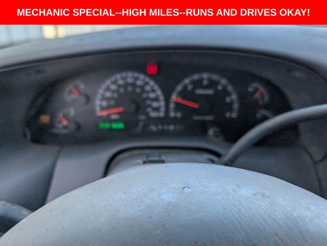 Used 2001 Ford F150 XLT AWD/4WD image 9