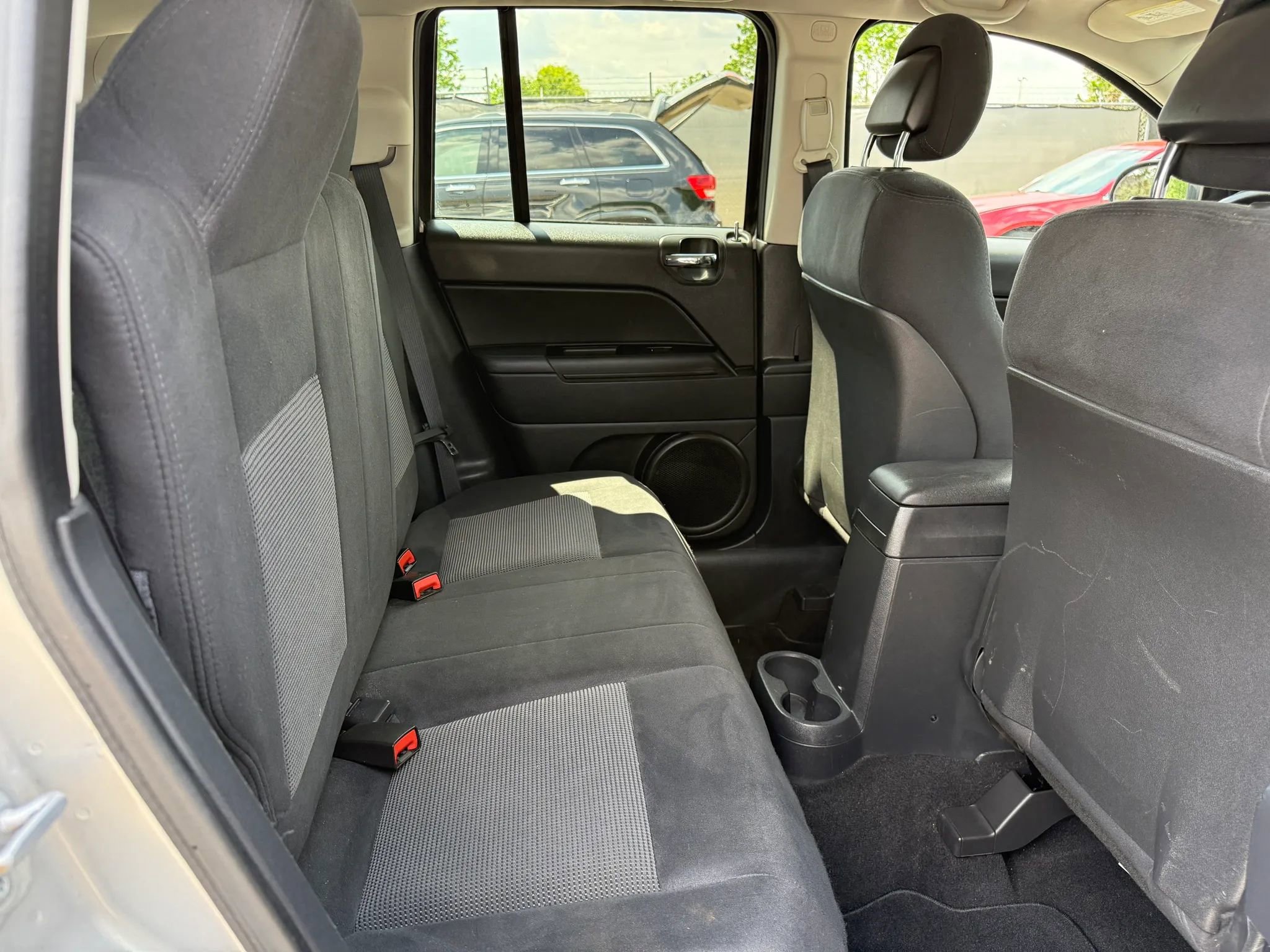 Used 2011 Jeep Compass Latitude w/ Sun/Sound Group AWD/4WD image 20
