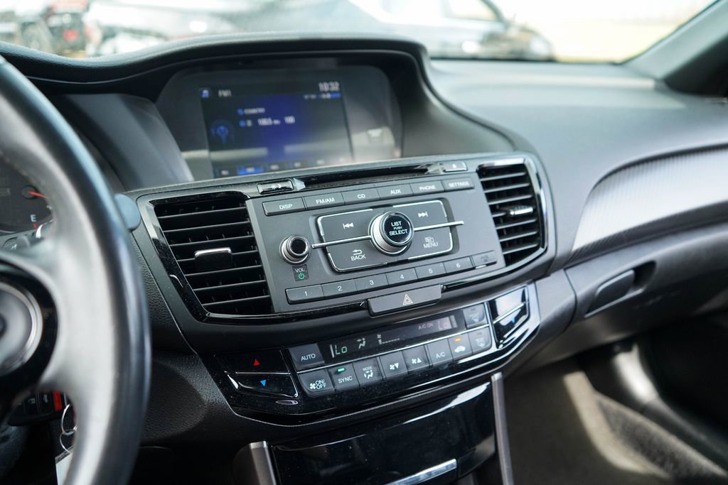 Used 2017 Honda Accord Sport Special Edition image 8