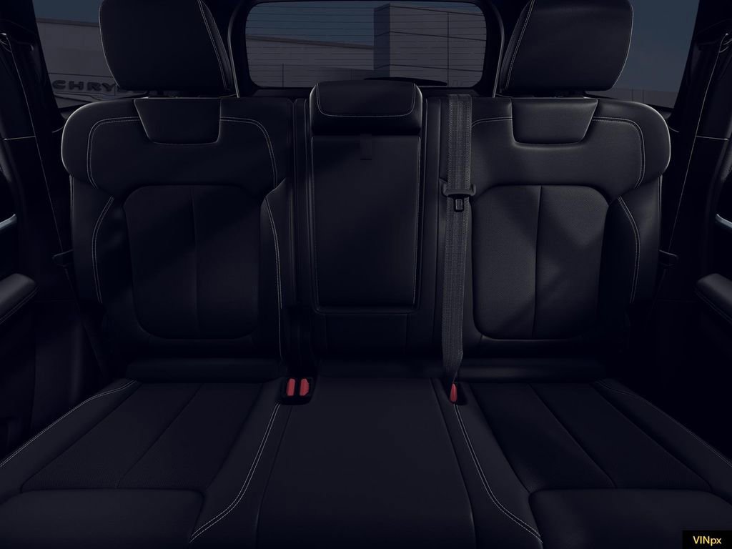 New 2026 Jeep Grand Cherokee Altitude image 17