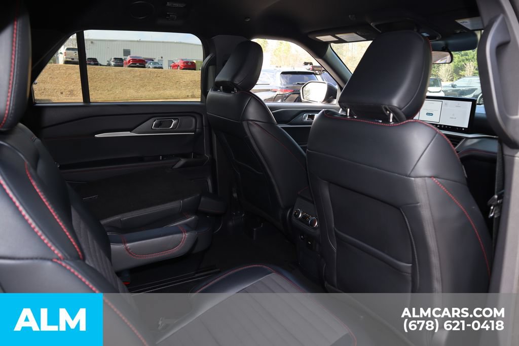 Used 2025 Ford Explorer ST-Line AWD/4WD image 24