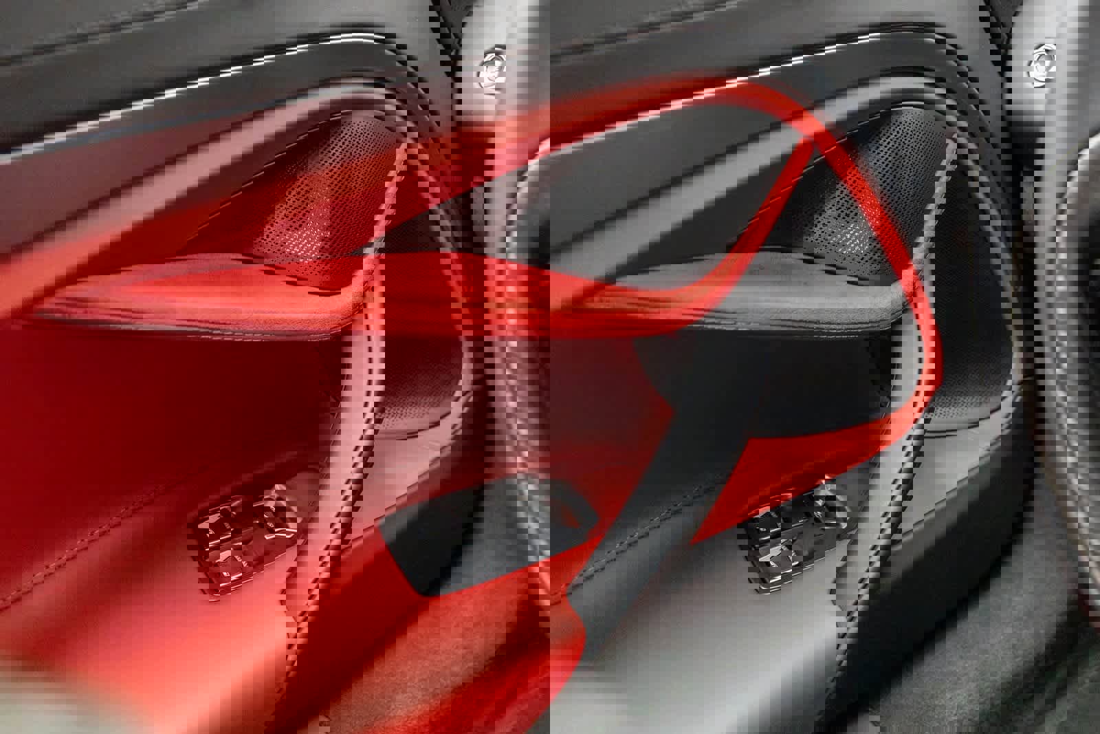 New 2026 McLaren 750S image 26