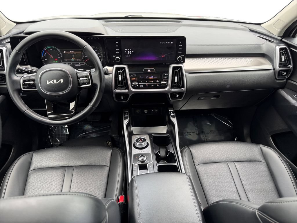 Certified 2023 Kia Sorento EX AWD/4WD image 14