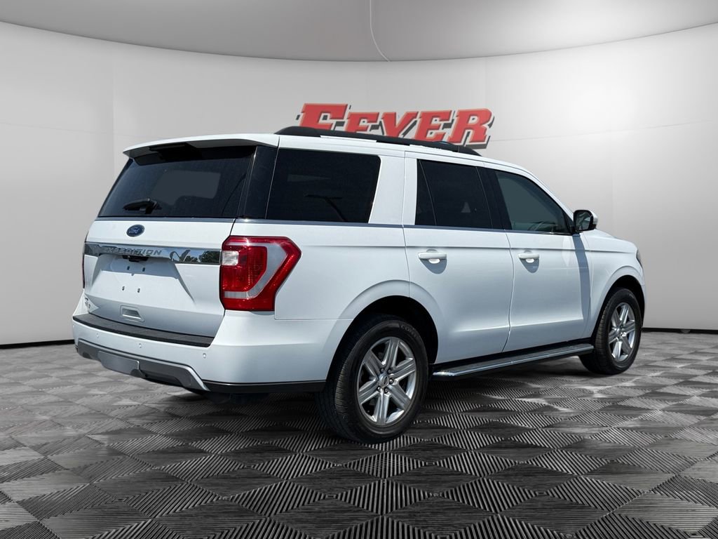 Used 2019 Ford Expedition XLT w/ Equipment Group 202A AWD/4WD image 5