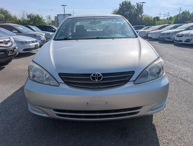 Used 2004 Toyota Camry image 2