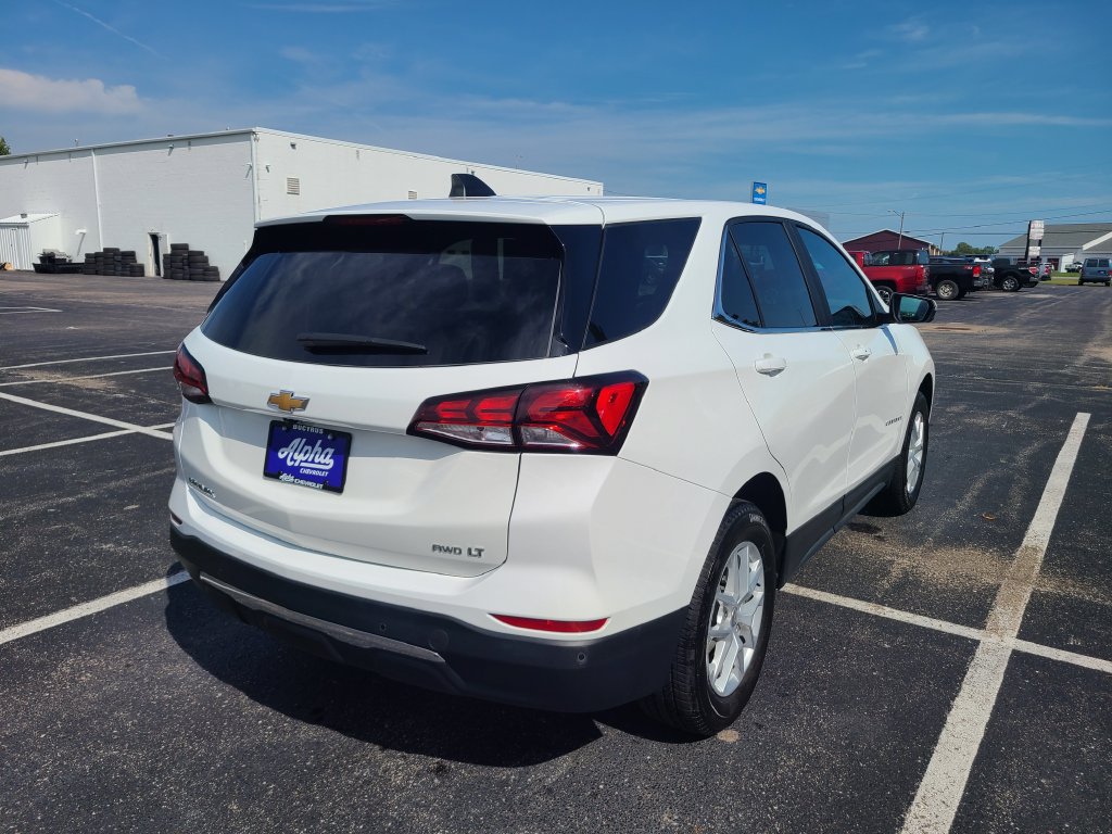 Used 2024 Chevrolet Equinox LT AWD/4WD image 7