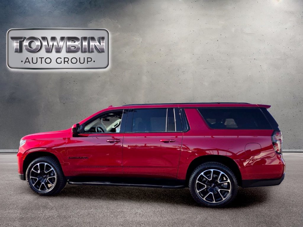 Used 2023 Chevrolet Suburban RST AWD/4WD image 7