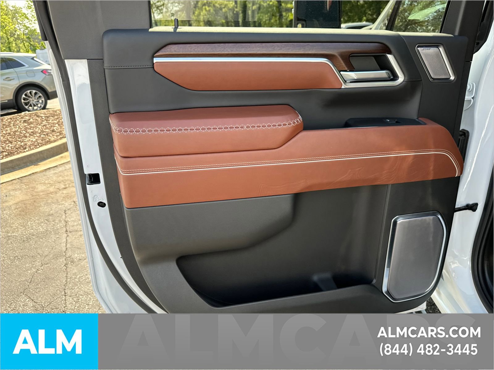 Used 2025 GMC Sierra 3500 Denali Ultimate image 25