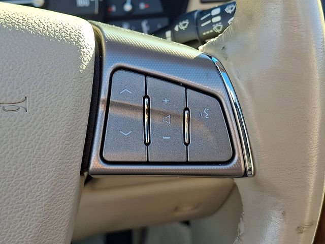 Used 2008 Cadillac XLR image 21