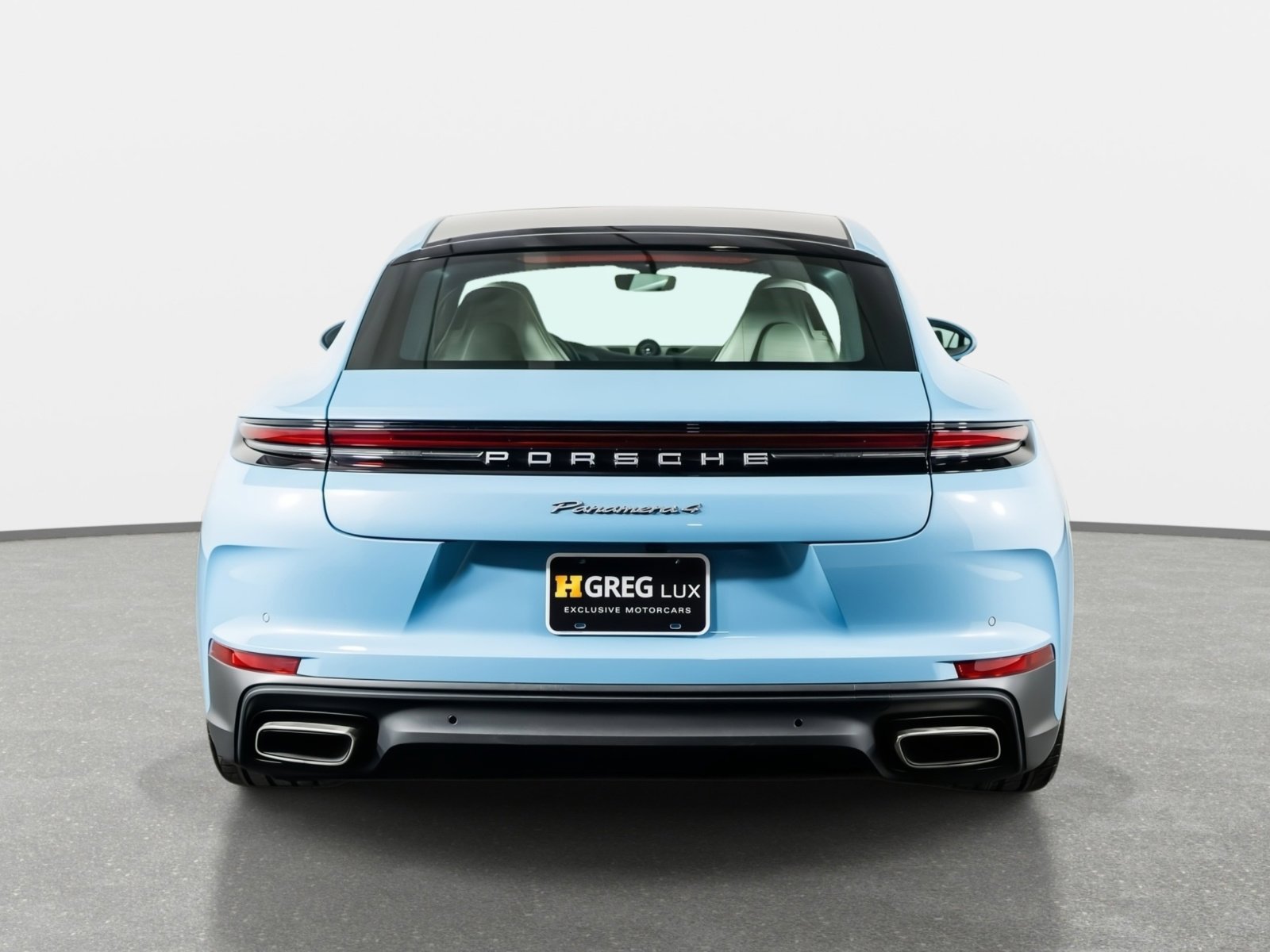 Used 2025 Porsche Panamera 4 w/ Premium Package image 11