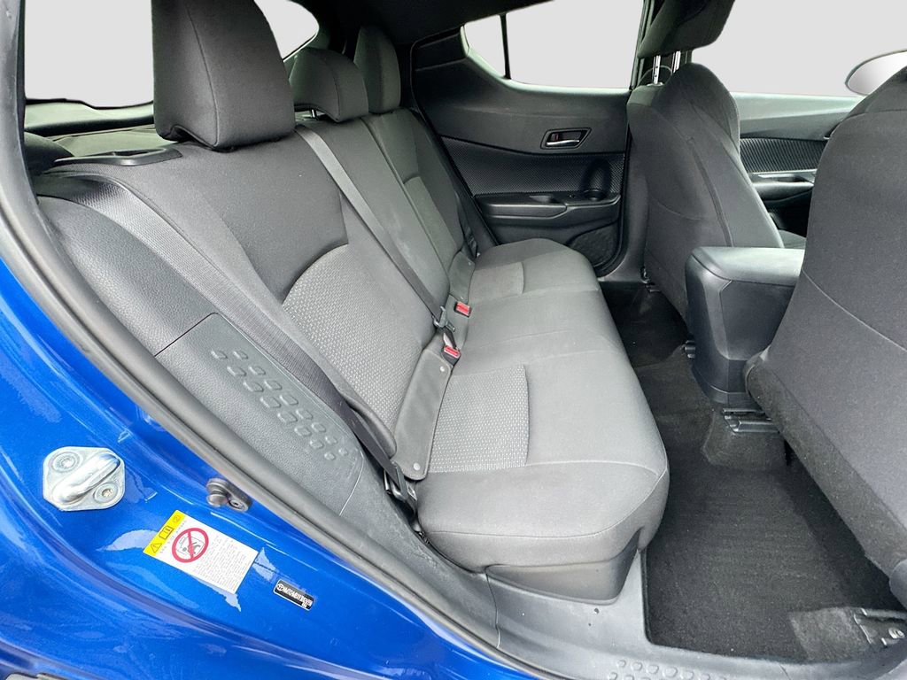 Used 2018 Toyota C-HR XLE FWD image 33