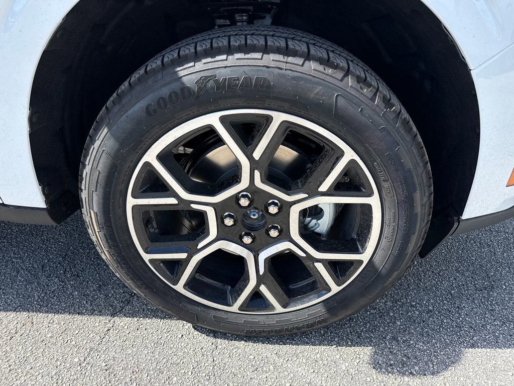 New 2026 Ford Maverick Lariat AWD/4WD image 11
