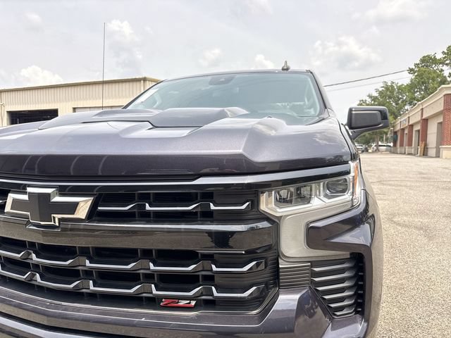 Used 2022 Chevrolet Silverado 1500 LT Trail Boss w/ LPO, Dark Essentials Package AWD/4WD image 9