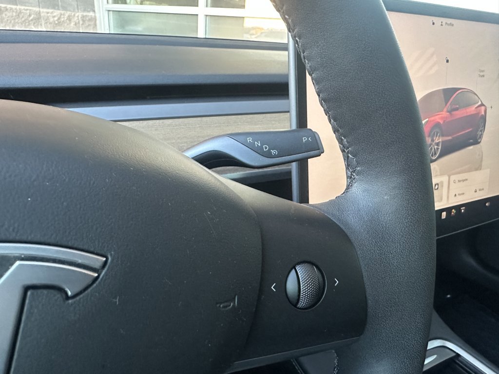 Used 2023 Tesla Model 3 Standard Range image 17