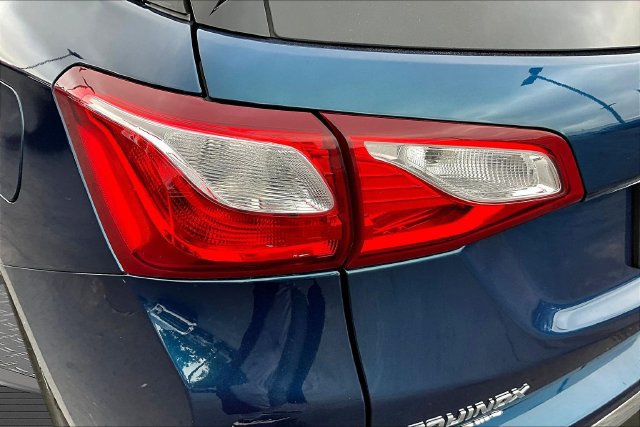 Used 2020 Chevrolet Equinox LT AWD/4WD image 22
