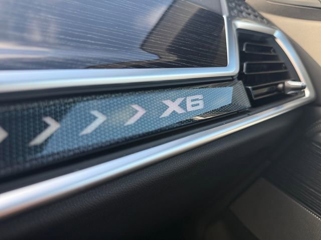 New 2026 BMW X6 xDrive40i w/ Premium Package AWD/4WD image 32