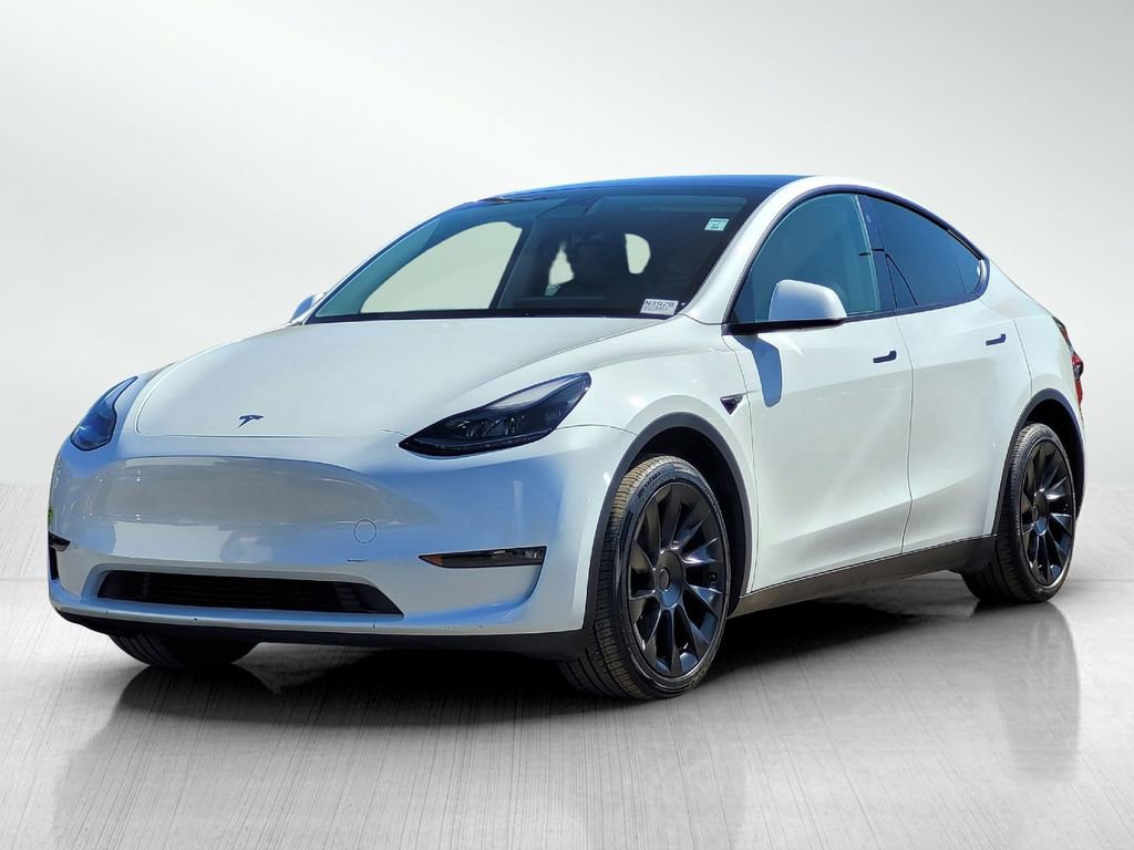 Used 2023 Tesla Model Y Long Range image 8