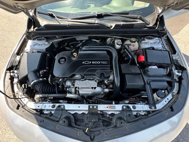 Used 2017 Chevrolet Malibu LT w/ Driver Confidence Package FWD image 30