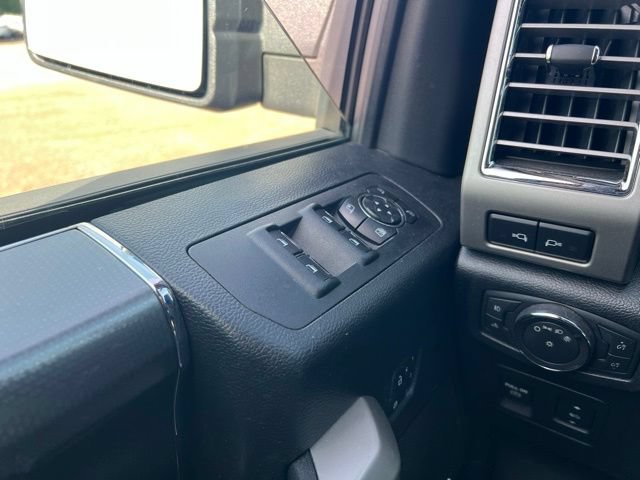 Used 2016 Ford F150 Lariat AWD/4WD image 22