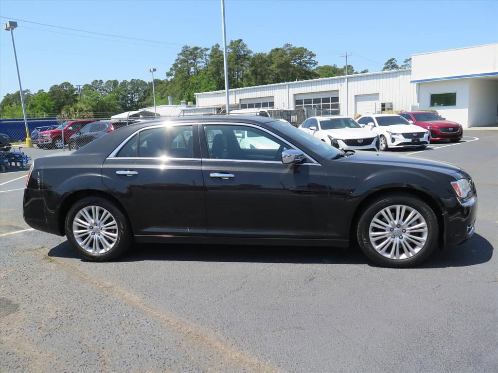 Used 2013 Chrysler 300 C AWD/4WD image 2