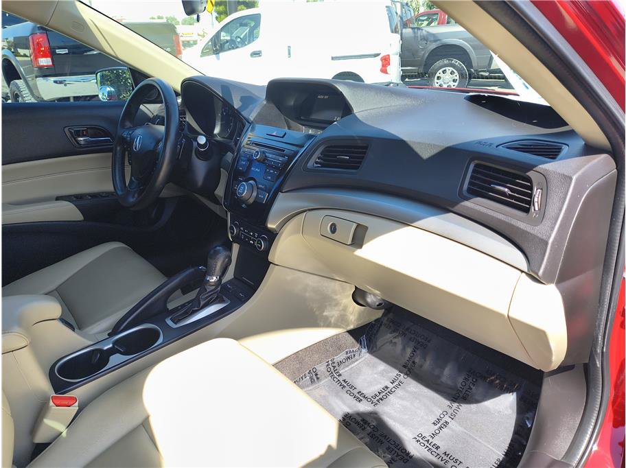Used 2017 Acura ILX FWD image 12