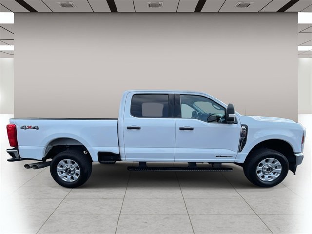 Used 2024 Ford F250 XLT image 2