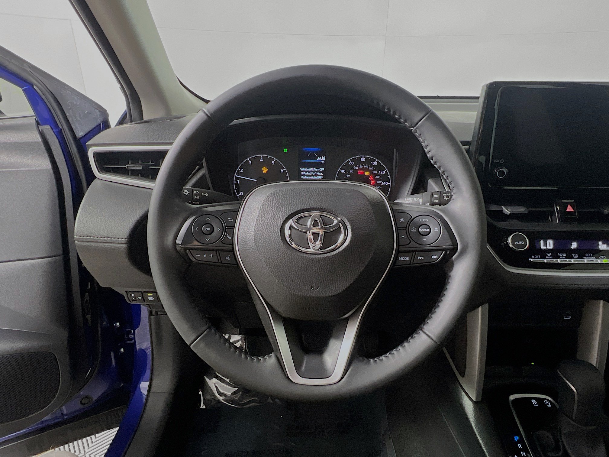 Used 2024 Toyota Corolla Cross LE FWD image 18