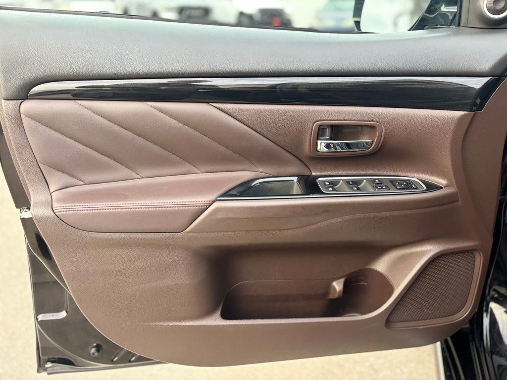 Used 2018 Mitsubishi Outlander GT image 9