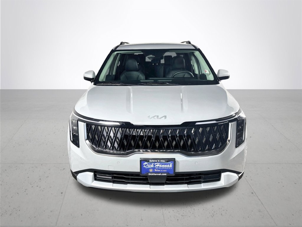 New 2027 Kia Carnival EX FWD image 3