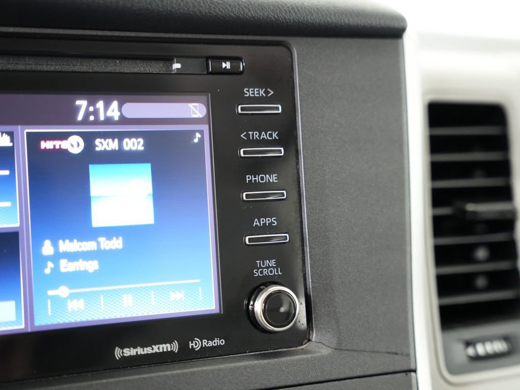 Used 2020 Toyota Sienna LE FWD image 24
