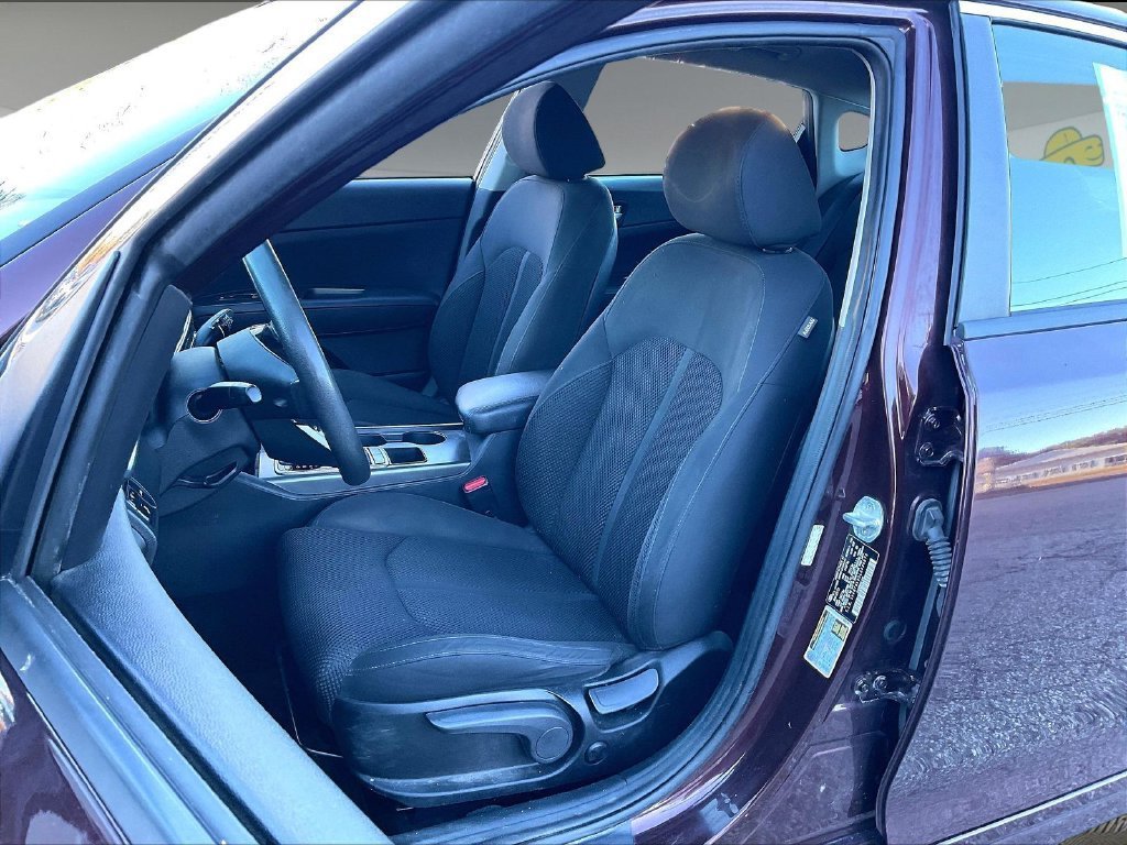 Used 2020 Kia Optima LX FWD image 9