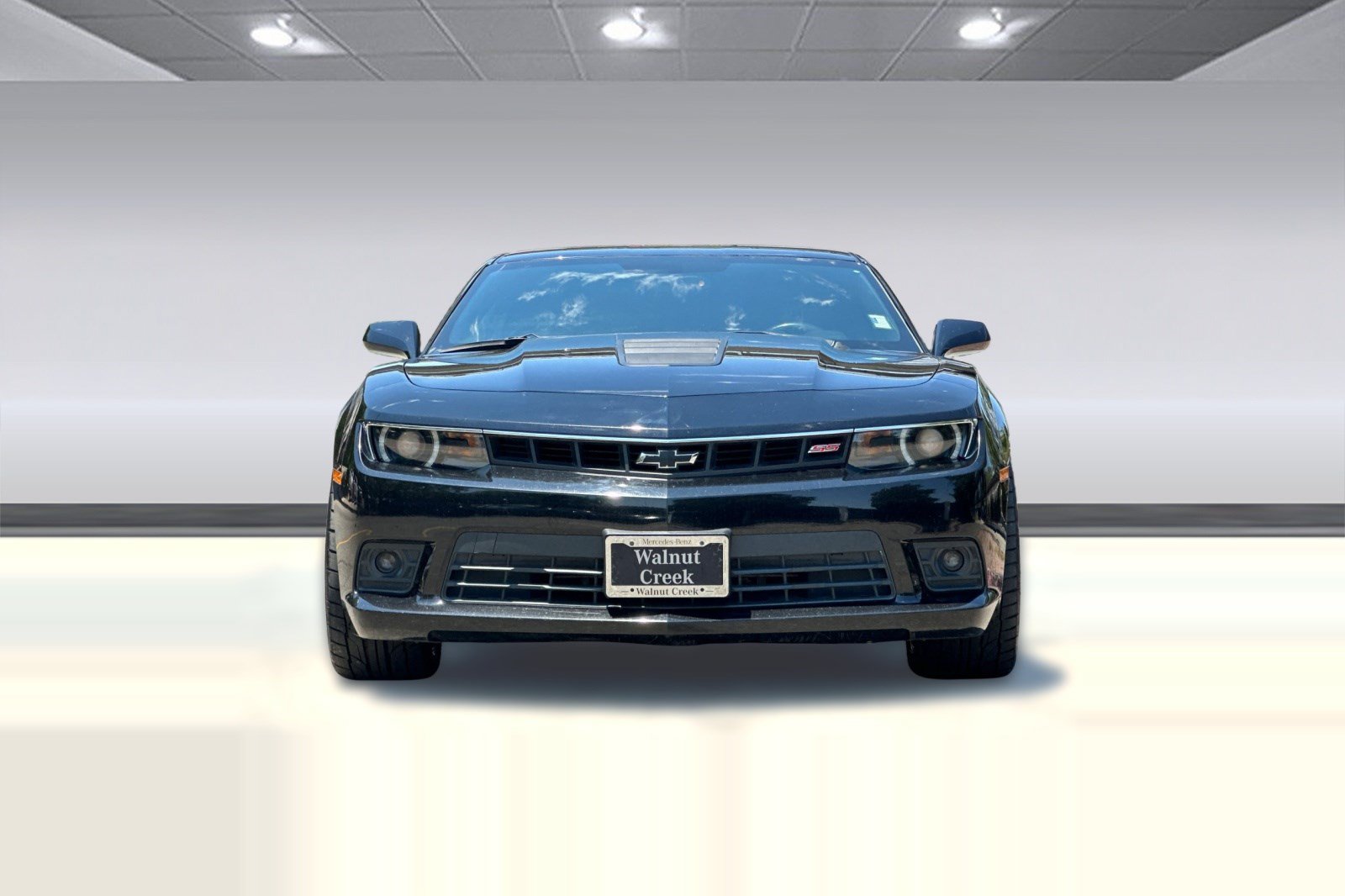 Used 2015 Chevrolet Camaro SS w/ RS Package RWD image 5