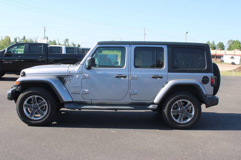 Used 2020 Jeep Wrangler Unlimited Sahara image 6
