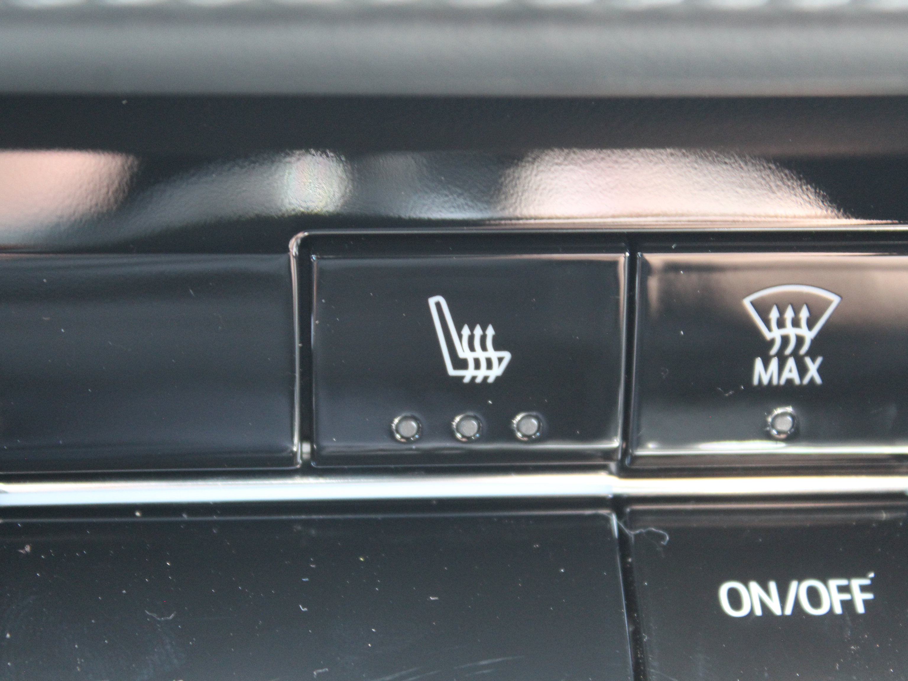 New 2027 Chevrolet Equinox LT AWD/4WD image 13