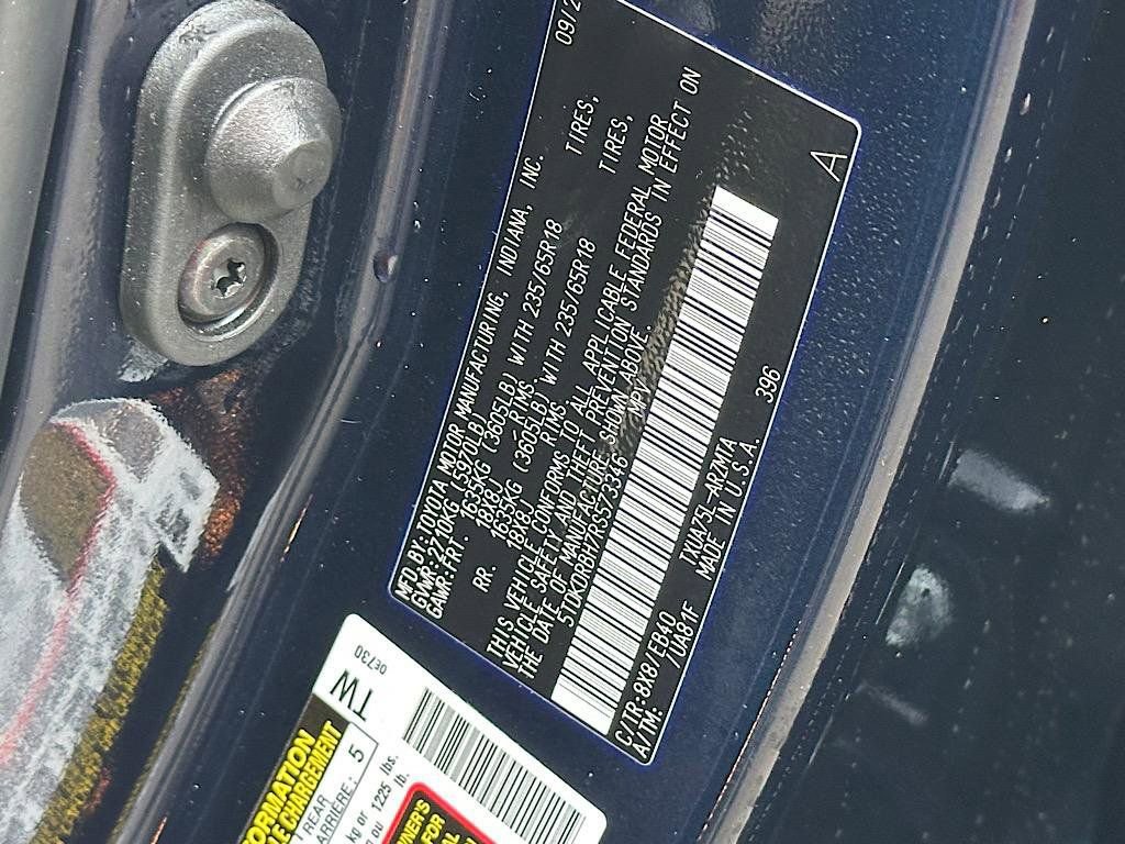 Certified 2024 Toyota Highlander XLE image 31