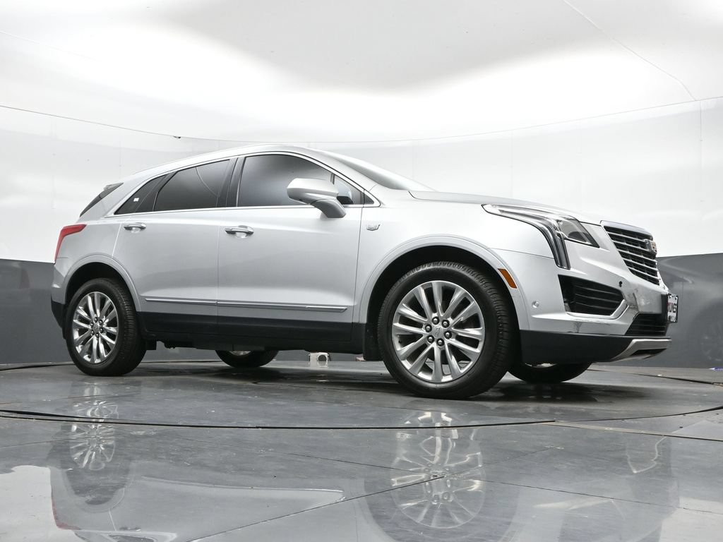 Used 2017 Cadillac XT5 Platinum w/ Driver Assist Package AWD/4WD image 42