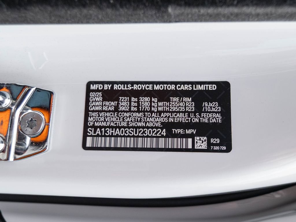 Used 2025 Rolls-Royce Cullinan AWD/4WD image 48