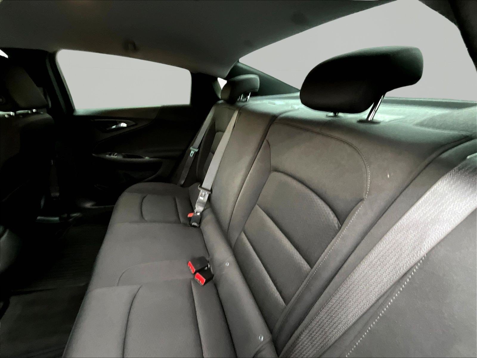 Used 2020 Chevrolet Malibu RS FWD image 19