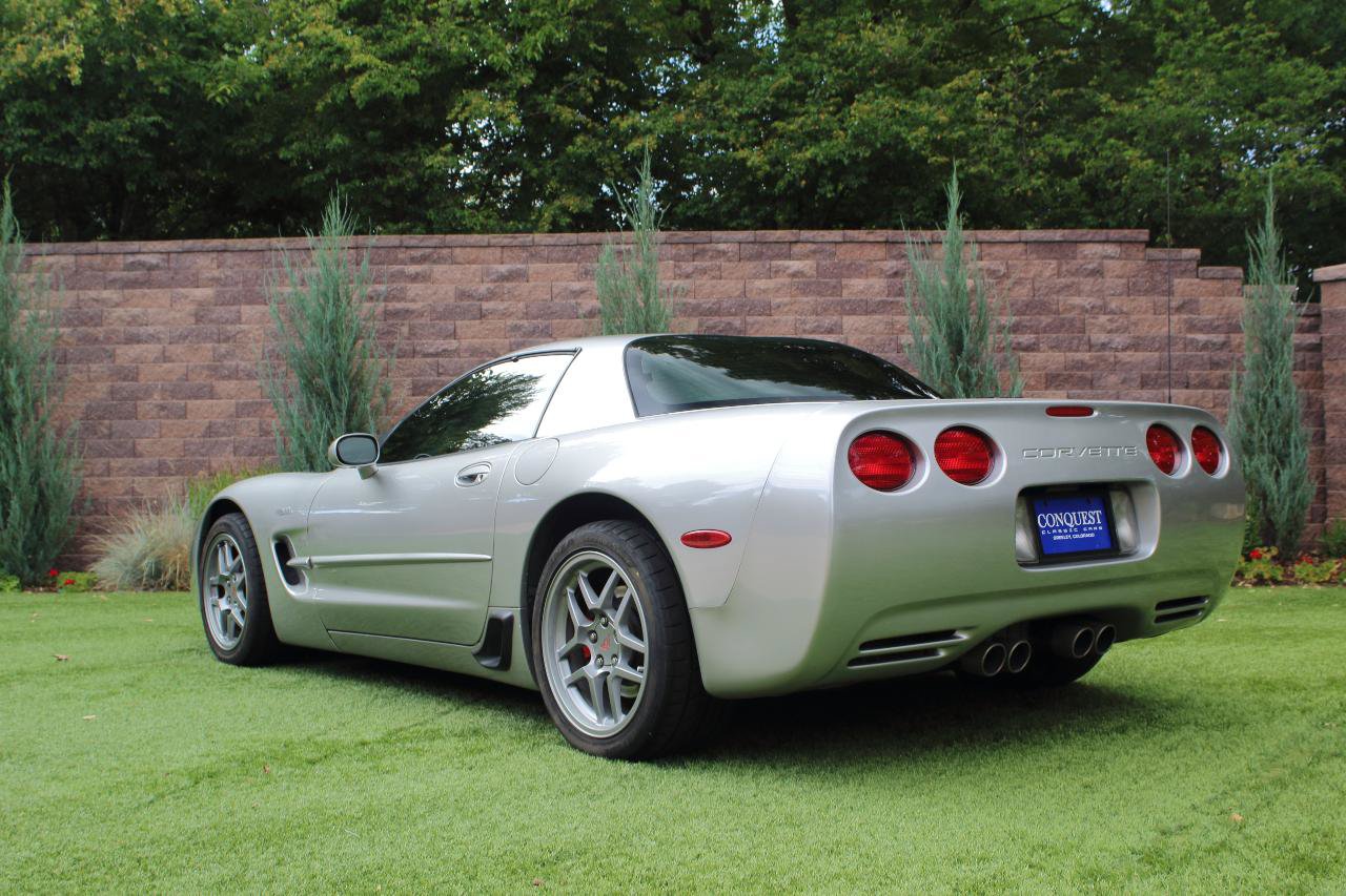Used 2004 Chevrolet Corvette Z06 w/ Memory Package RWD image 21