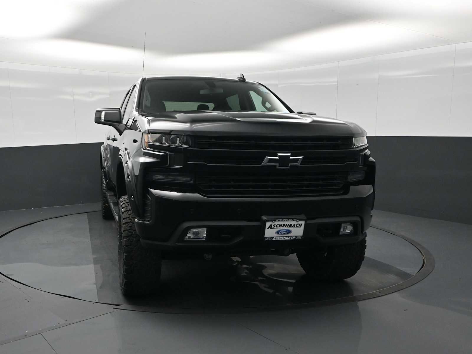 Used 2022 Chevrolet Silverado 1500 RST w/ Safety Package image 3