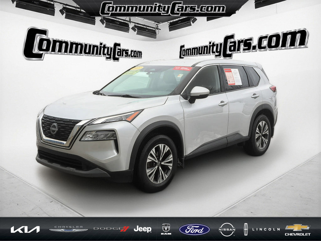 Used 2023 Nissan Rogue SV image 3