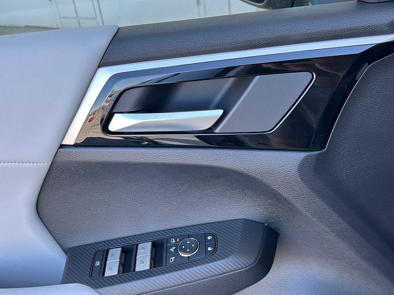 New 2026 Mitsubishi Outlander SE FWD image 25