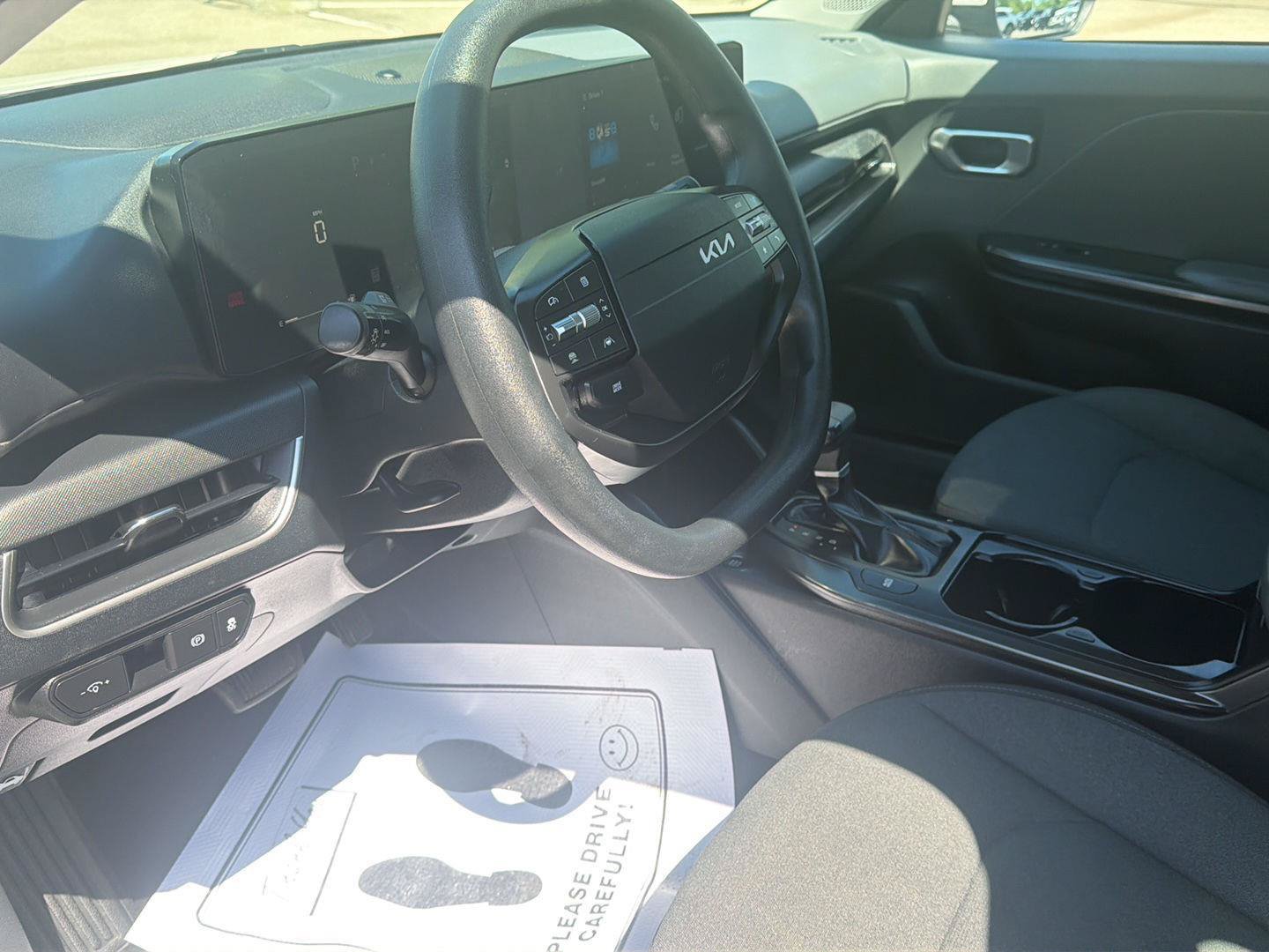 Used 2025 Kia K4 FWD image 15