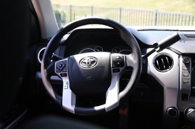Used 2017 Toyota Tundra SR5 AWD/4WD image 21